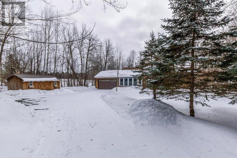 29407325/1183-ebbs-bay-road/drummond-n-elmsley-drummond-twp/drummondnorth-elmsley/ontario/K7C3P1_3