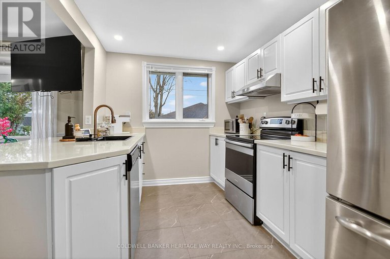 29219774/110-elm-avenue/beckwith-twp/beckwith/ontario/K7C0C4_11