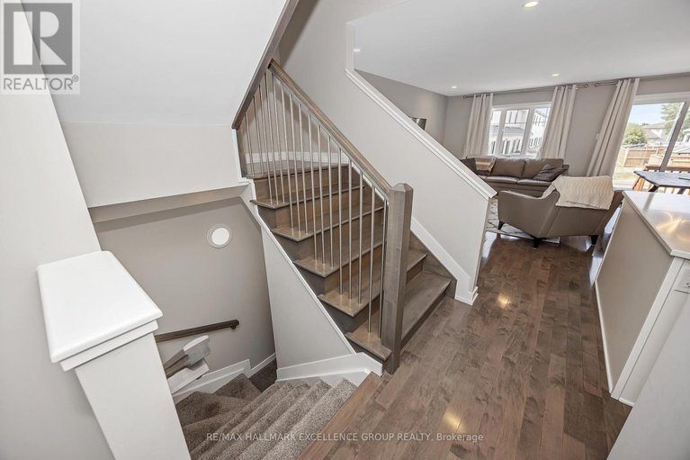 29029372/254-dion-avenue/town-of-rockland/clarence-rockland/ontario/K4K0M2_32