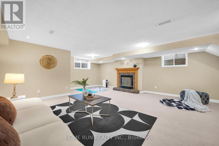 29106272/517-devonwood-circle/blossom-parkkemp-parkfindlay-creek/ottawa/ontario/K1T4E4_37