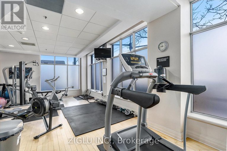28265989/502-290-powell-avenue/west-centre-town/ottawa/ontario/K1S5T3_17