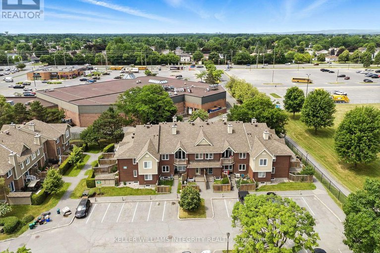 28528358/203-1750-marsala-crescent/fallingbrookpineridge/ottawa/ontario/K4A2G5_25