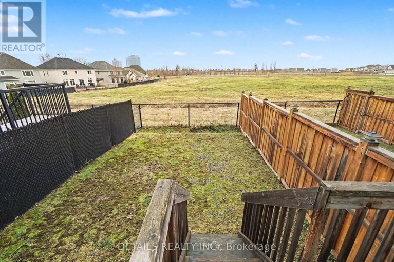 29618647/355-mishawashkode-street/camelot/ottawa/ontario/K4A1E9_33