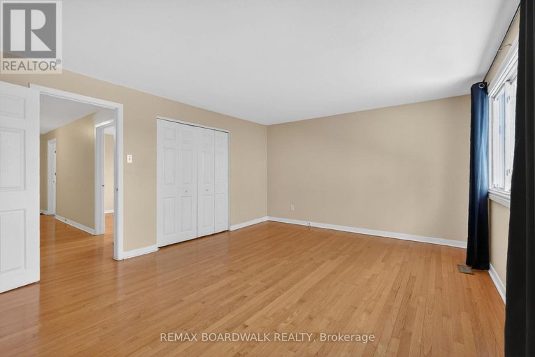 29293719/2666-regina-street/britannia/ottawa/ontario/K2B6X8_32