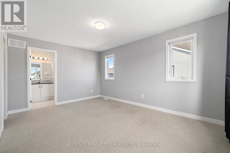 28879241/165-yearling-circle/richmond/ottawa/ontario/K0A2Z0_19