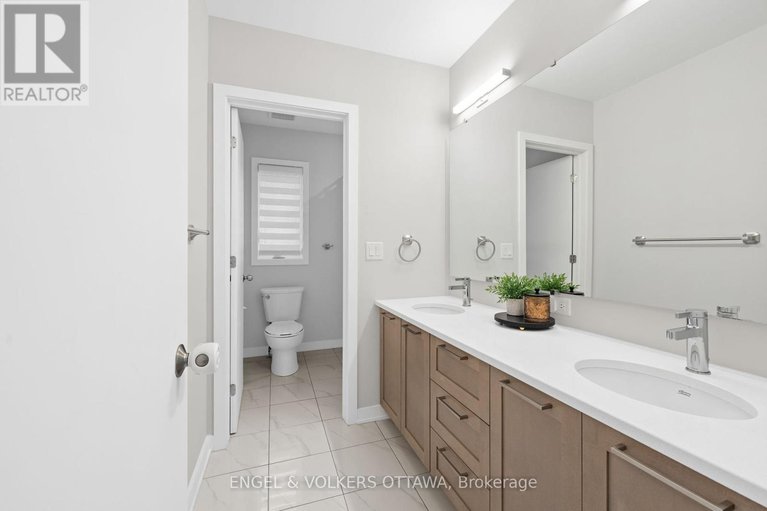 28960100/933-islington-way/leitrim/ottawa/ontario/K1T0T7_28
