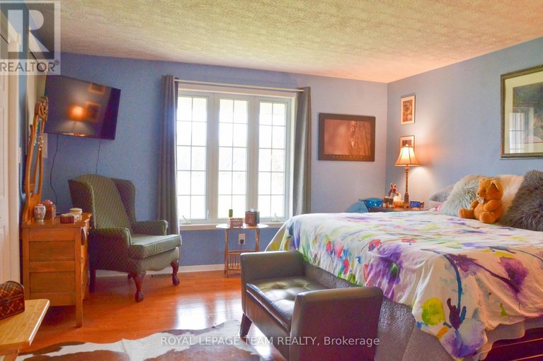 29617818/11708-breezewood-avenue-s/south-dundas-matilda-twp/south-dundas/ontario/K0C1X0_12