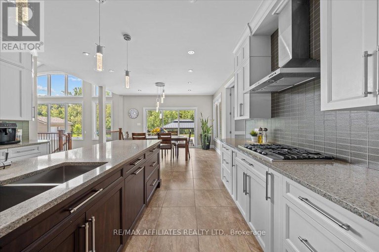 29024438/1610-linkland-court/cumberland-estates/ottawa/ontario/K4C0A5_20