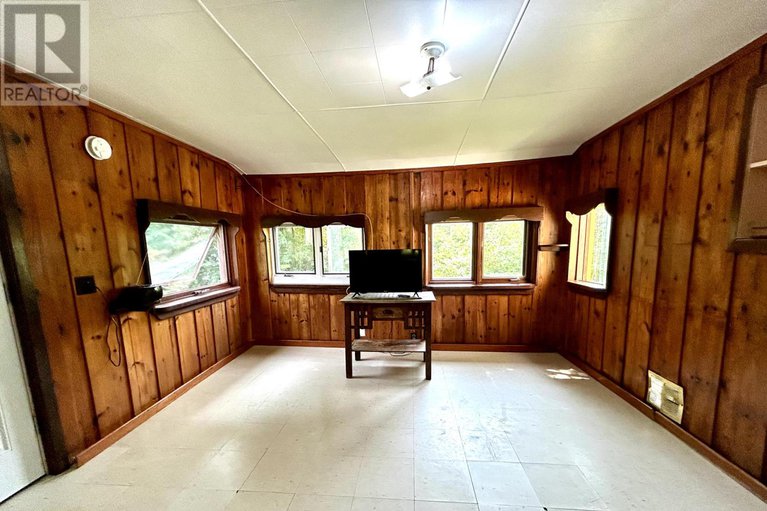 28710683/212-blakeney-road/pakenham/mississippi-mills/ontario/K0A1A0_29