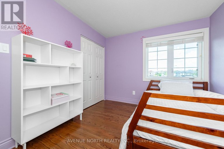 29611479/184-felicity-crescent/mer-bleuebradley-estatesanderson-park/ottawa/ontario/K1W0C2_35