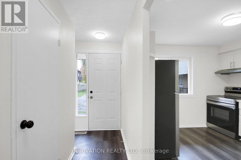 28915689/26-corley-private/heron-gateindustrial-park/ottawa/ontario/K1V8T7_10