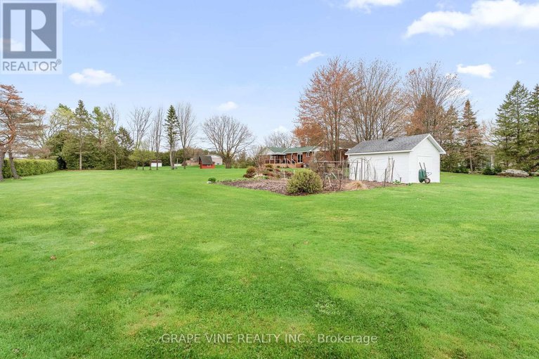 28311461/4525-mcneely-road/sarsfieldbearbrook/ottawa/ontario/K4B1J1_4