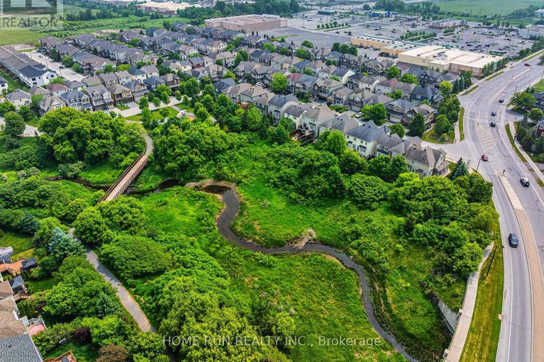 28629917/335-gallantry-way/stittsville-north/ottawa/ontario/K2S0P6_10