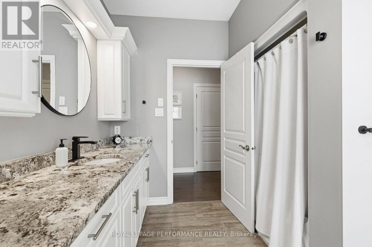 29251827/18132-st-laurent-boulevard/south-glengarry-charlottenburgh-twp/south-glengarry/ontario/K6H0G7_22