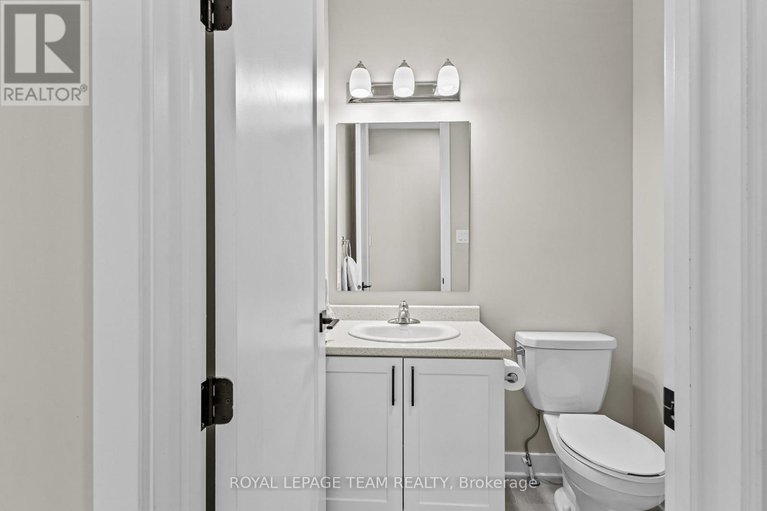 29042770/28-dun-skipper-drive/blossom-parkkemp-parkfindlay-creek/ottawa/ontario/K1X0J3_18