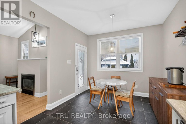 29386985/590-anjana-circle/cedargrovefraserdale/ottawa/ontario/K2J0C9_16