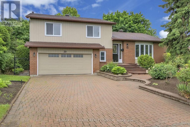 28444876/30-brodeur-crescent/katimavik/ottawa/ontario/K2L1Z3_1