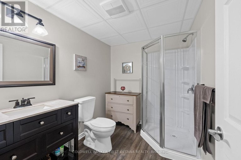 29258505/239-royal-landing-gate/north-grenville-twp-kemptville-south/north-grenville/ontario/K0G1J0_27