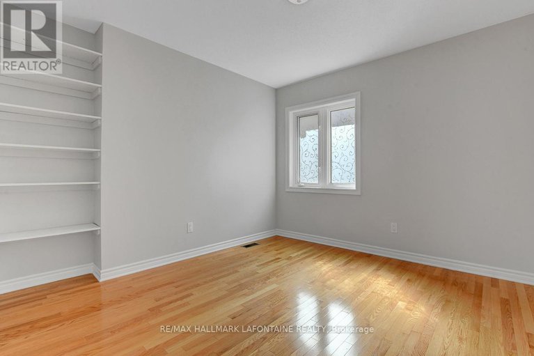 28939989/919-scala-avenue/notting-hillsummerside/ottawa/ontario/K4A4M7_26