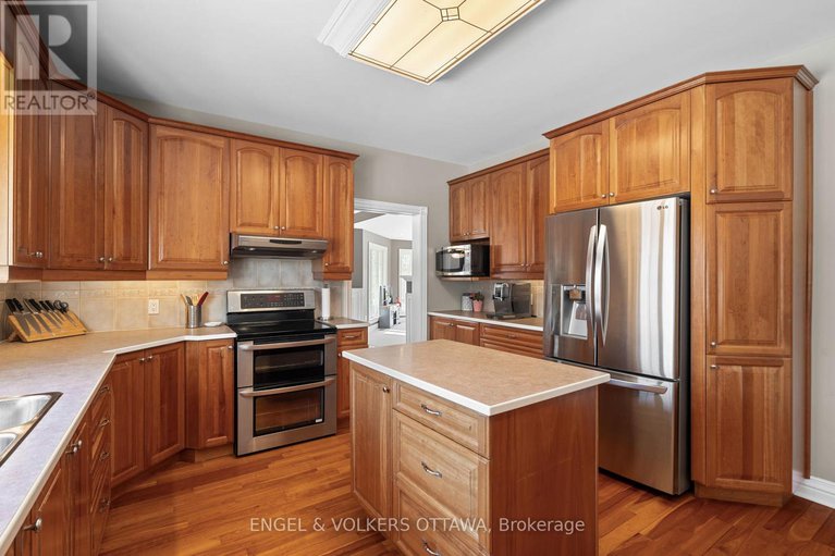 28115748/7341-bank-street/metcalfe/ottawa/ontario/K0A2P0_8