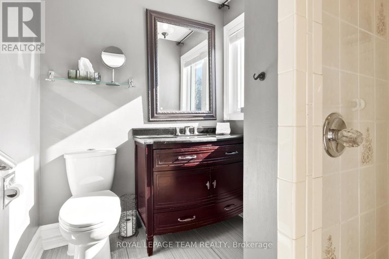 28491814/44-sycamore-drive/arbeatha-park/ottawa/ontario/K2H8K3_18