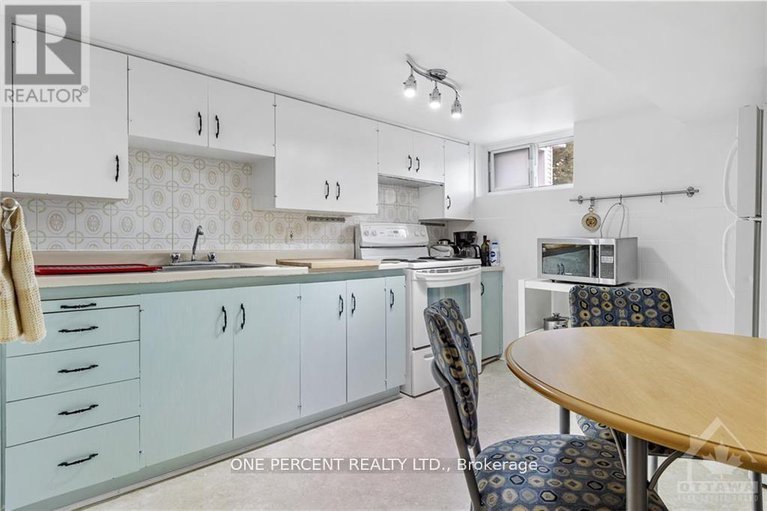 28436232/434-hilson-avenue/westborohampton-park/ottawa/ontario/K1Z6C3_22