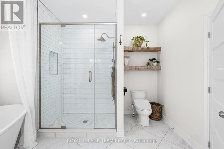 29316894/26-synergy-way/kanata-north-west/ottawa/ontario/K2W0K3_21