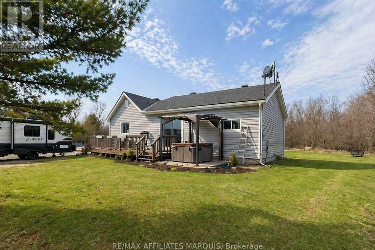 29636238/295-glenview-road/drummondnorth-elmsley-north-elmsley-twp/drummondnorth-elmsley/ontario/K7A4S4_1