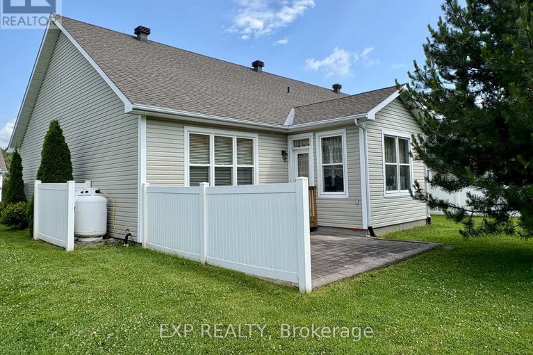 28590444/652-country-trail-private/carlsbad-springs/ottawa/ontario/K0A1K0_18
