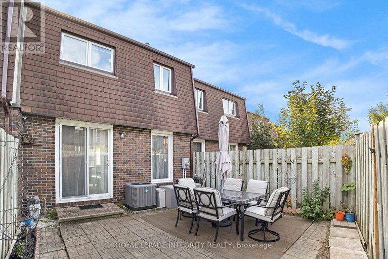 29017801/17-3333-mccarthy-road/hunt-clubwestern-community/ottawa/ontario/K1V9X5_25