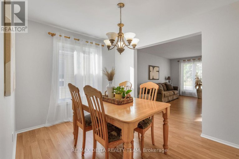 29005237/1657-bottriell-way/fallingbrookpineridge/ottawa/ontario/K4A1W1_6