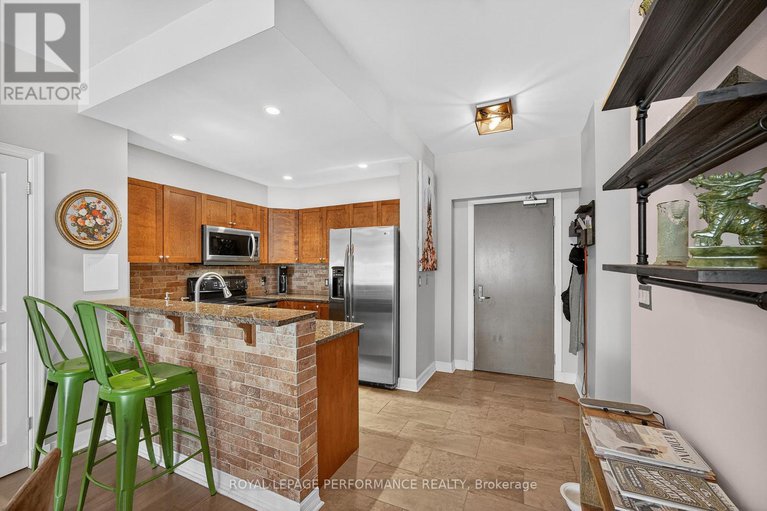 28676641/103-200-besserer-street/sandy-hill/ottawa/ontario/K1N0A7_6