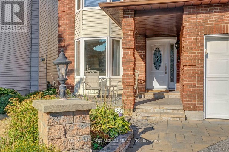 29048686/68-pheasant-run-drive/pheasant-run/ottawa/ontario/K2J2R4_4