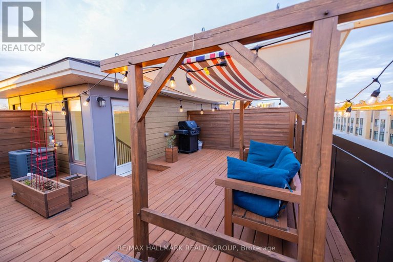 29664697/55-cherry-blossom-private-private-w/redwood-park/ottawa/ontario/K2H0C4_19