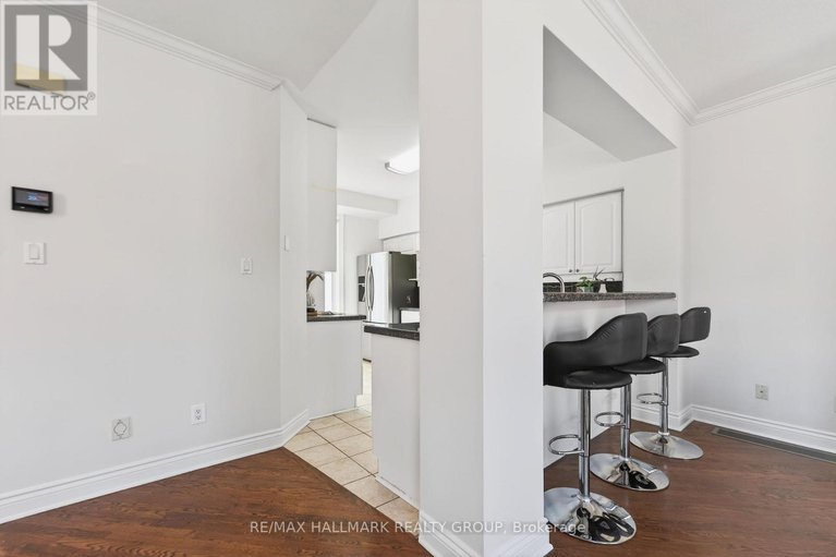 29425549/6-harvey-street/ottawa-east/ottawa/ontario/K1S5S4_22