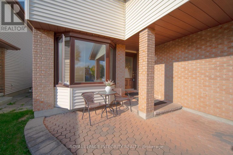 28908572/1266-famlit-court/beacon-hill-south/ottawa/ontario/K1J9A2_5