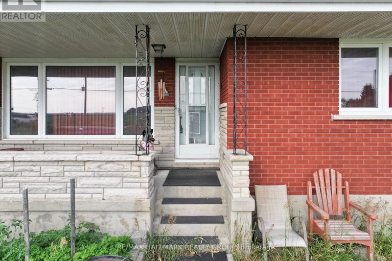28615407/6050-old-richmond-road/south-of-fallowfield-road/ottawa/ontario/K0A2Z0_4