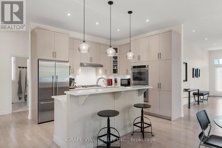 28623551/227-sunnyridge-crescent/emerald-meadowstrailwest/ottawa/ontario/K2M0H2_18