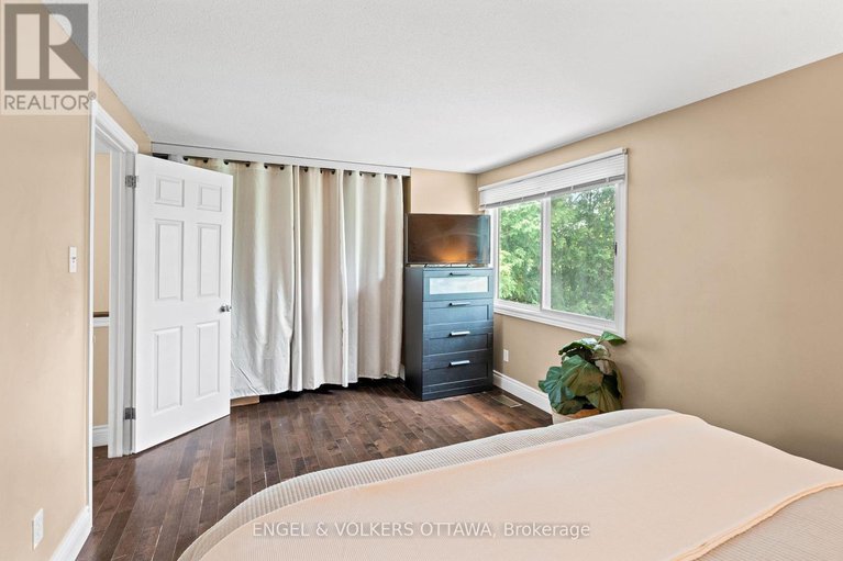 28735964/42-henfield-avenue/knollsbrook/ottawa/ontario/K2J1J8_16