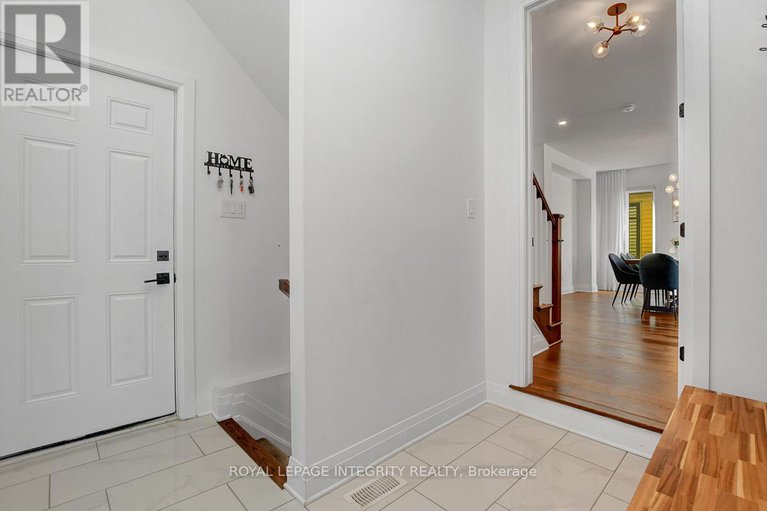 28778492/275-ginebik-way/blossom-parkkemp-parkfindlay-creek/ottawa/ontario/K1X0H5_22
