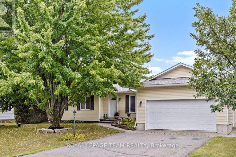 29043215/2248-wallingford-way/north-gower/ottawa/ontario/K0A2T0_1