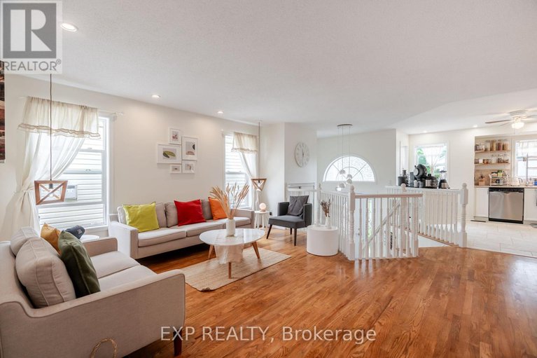 28873619/1562-lisbon-street/fallingbrookpineridge/ottawa/ontario/K4A4B9_13
