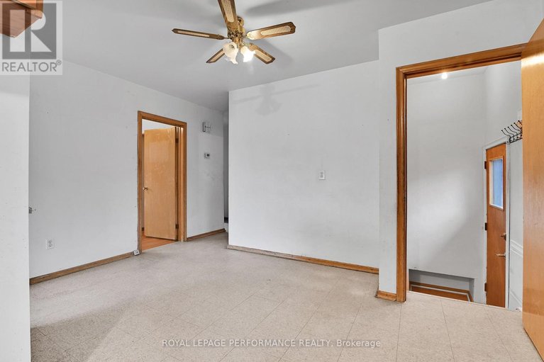 29600475/759-pleasant-park-road/elmvale-acres/ottawa/ontario/K1G1Y5_8