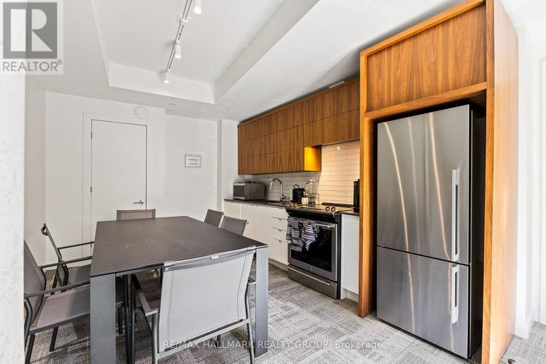 29444670/207-135-barrette-street/vanier/ottawa/ontario/K1L7Z9_60