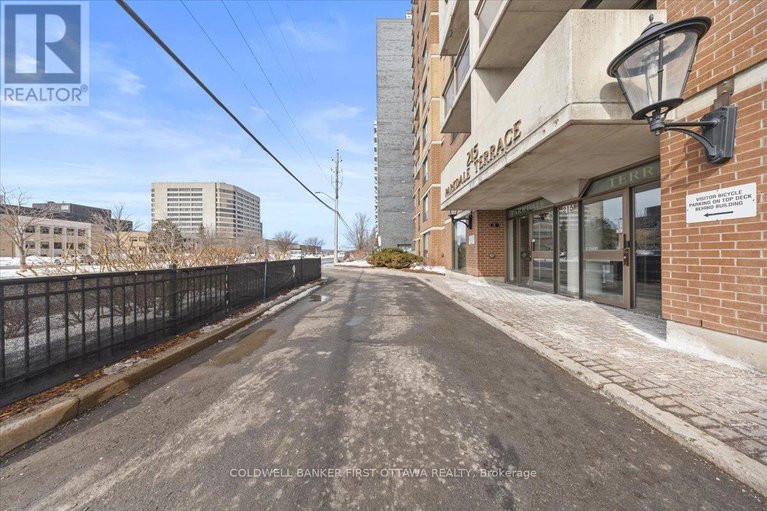 29430525/1403-215-parkdale-avenue/mechanicsville/ottawa/ontario/K1Y4T8_37