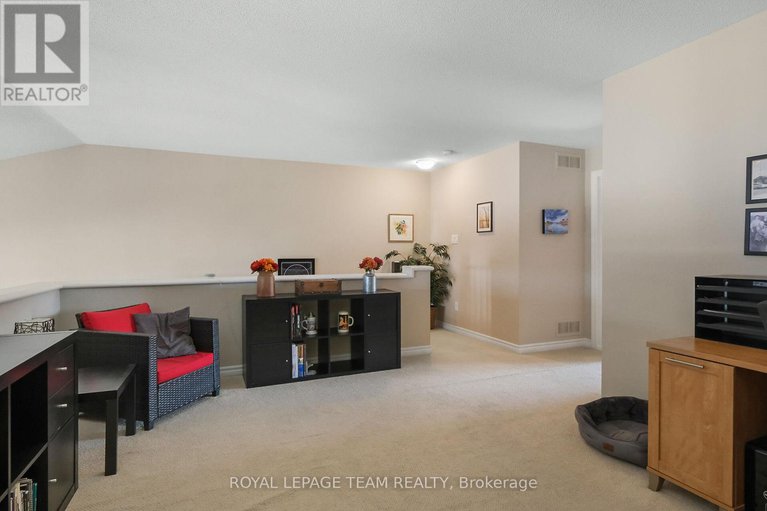 28643130/220-pembina-private/riverside-southgloucester-glen/ottawa/ontario/K4M0G7_29