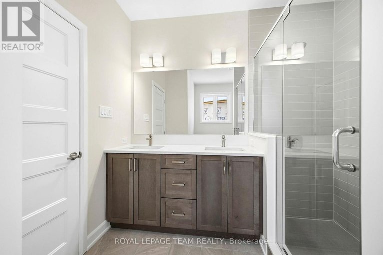 29550591/537-swinley-crescent/north-grenville-twp-kemptville-south/north-grenville/ontario/K0G1J0_23