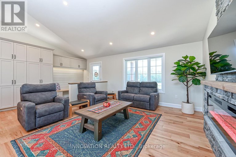 28928058/7462-county-road-21-road/augusta-twp/augusta/ontario/K0E1X0_8