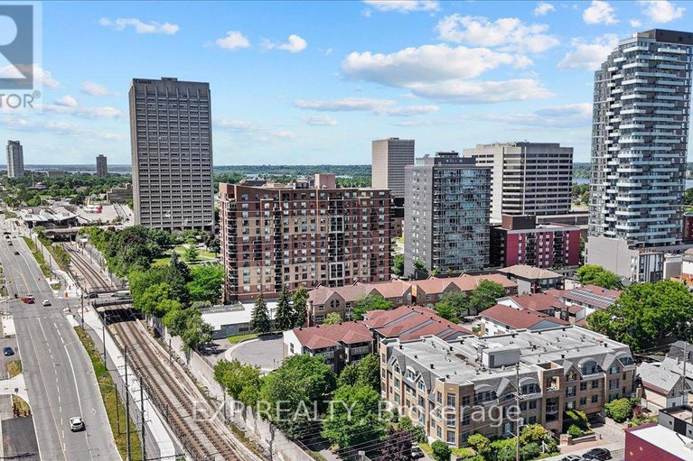 29111606/198-hinchey-avenue/mechanicsville/ottawa/ontario/K1Y1L7_32