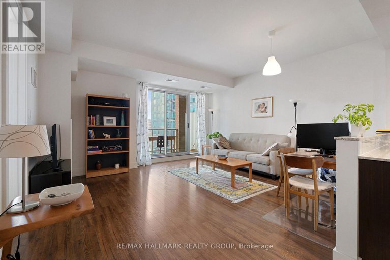 28811334/706-100-champagne-avenue-s/west-centre-town/ottawa/ontario/K1S4P4_4